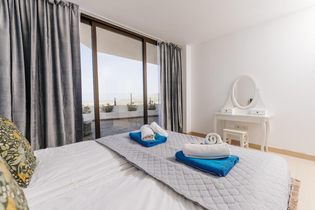 Sunset White Villa - Ocean View, Jakuzzi, Heated Pool, Air-Conditioning, Grill Playa de las Américas Buitenkant foto
