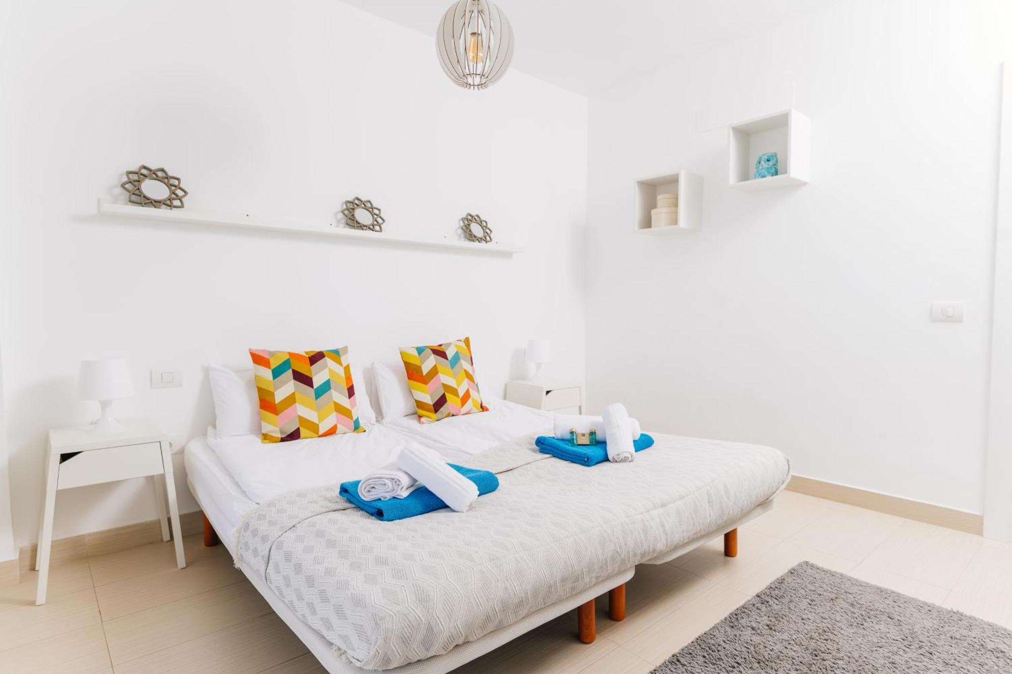 Sunset White Villa - Ocean View, Jakuzzi, Heated Pool, Air-Conditioning, Grill Playa de las Américas Buitenkant foto