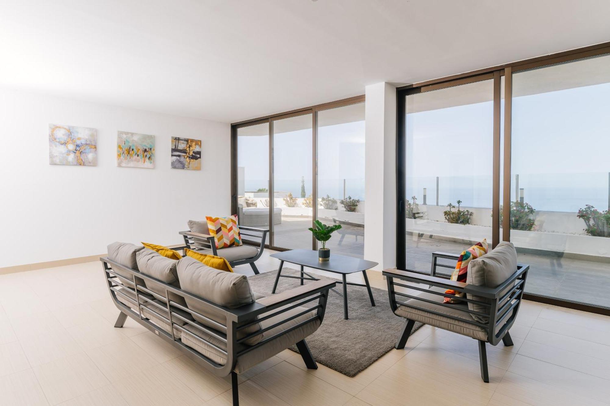 Sunset White Villa - Ocean View, Jakuzzi, Heated Pool, Air-Conditioning, Grill Playa de las Américas Buitenkant foto